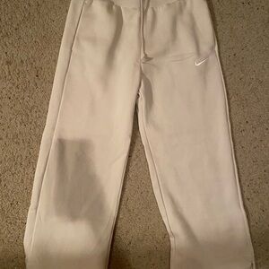 Nike Women's Cream Wide Leg Joggers ( Phoenix )
